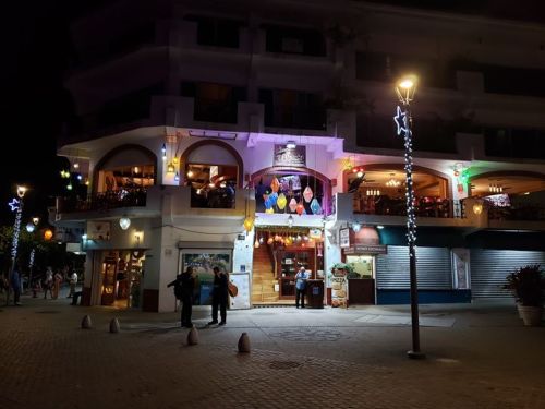 4daa6f3fc2c556105d72c1c19b2a2848074d5e19