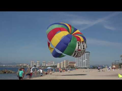 Puerto Vallarta in Mexico – From port to cathedral (??)?